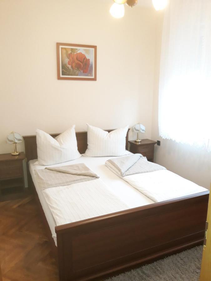 Lazar Apartmanok ヘーヴィーズ エクステリア 写真