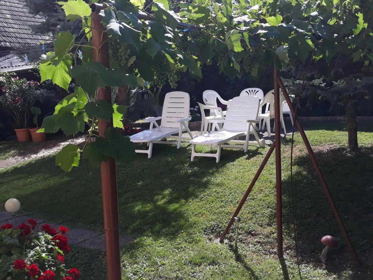Lazar Apartmanok ヘーヴィーズ エクステリア 写真