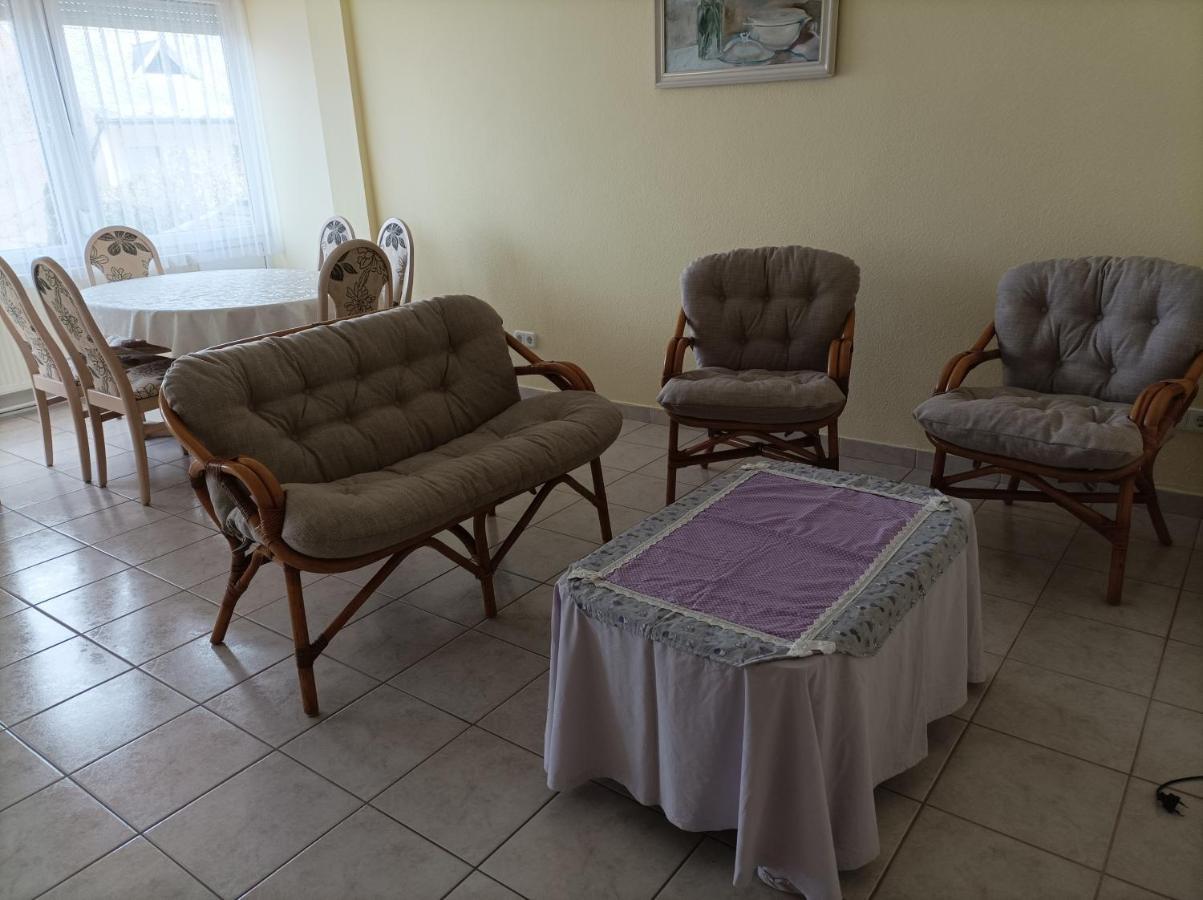 Lazar Apartmanok ヘーヴィーズ エクステリア 写真